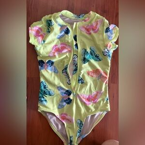 Tea collection one piece front zip